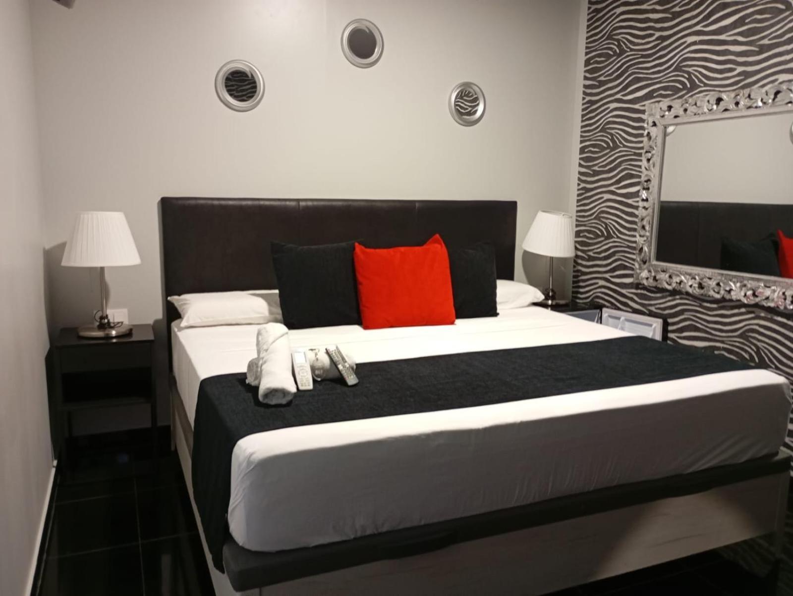 Apartamentos Rous - Solo Adultos, Valencia